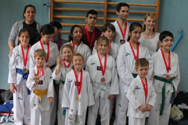 ASG Porz gewinnt Vergleichskampf im Taekwondo